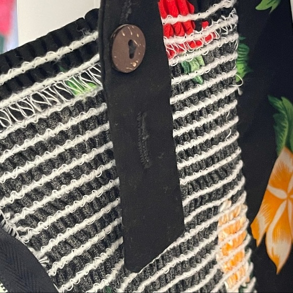 Royal Hawaiian Creations Fit and Flare Retro Floral Dress size Small - Picture 11 of 12